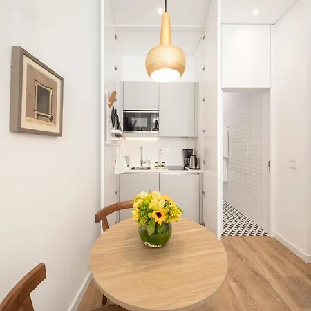Serviced - Chiado Emenda Appartamento Lisbona