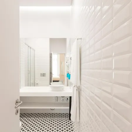 Appartamento Lsa Chiado Emenda By Numa *
