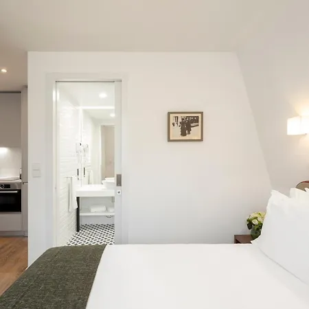 Lsa Chiado Emenda By Numa 아파트 *