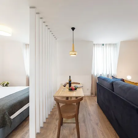 Lsa Chiado Emenda By Numa Apartmán