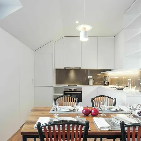 Appartamento Serviced - Chiado Emenda Lisbona