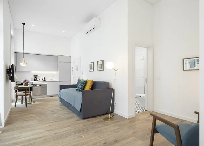 Lsa Chiado Emenda By Numa * Lisbon