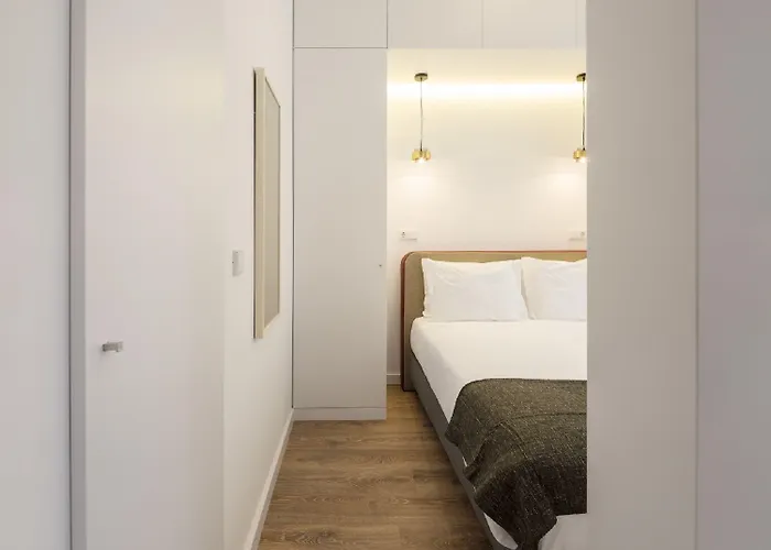 Lsa Chiado Emenda By Numa Apartment *