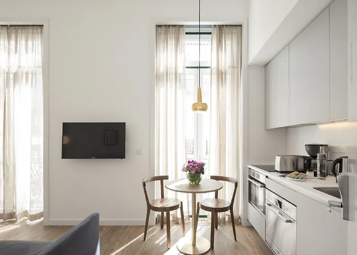 Apartment Lsa Chiado Emenda By Numa