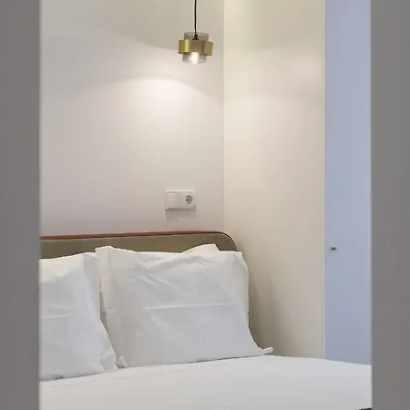 Serviced - Chiado Emenda Апартаменти Лісабон