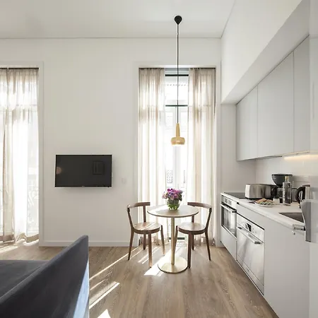 Апартаменти Serviced - Chiado Emenda *