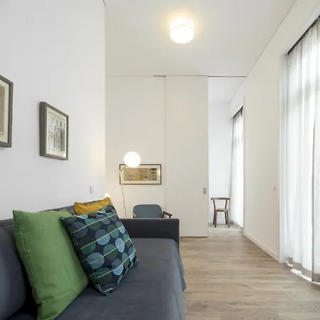 Serviced - Chiado Emenda Апартаменти *