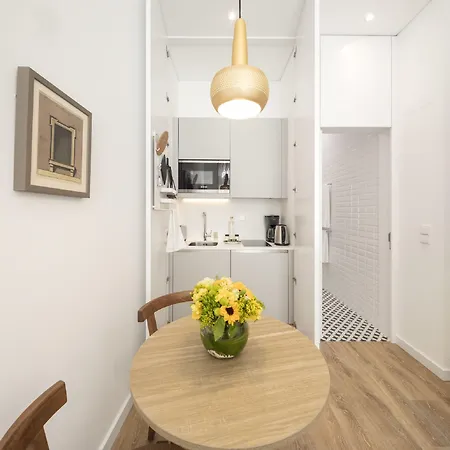 Apartmán Serviced - Chiado Emenda